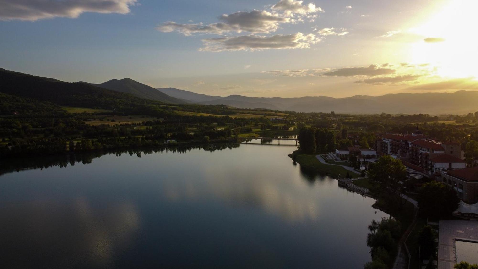 Pravets Lake Panorama Apartments Екстериор снимка