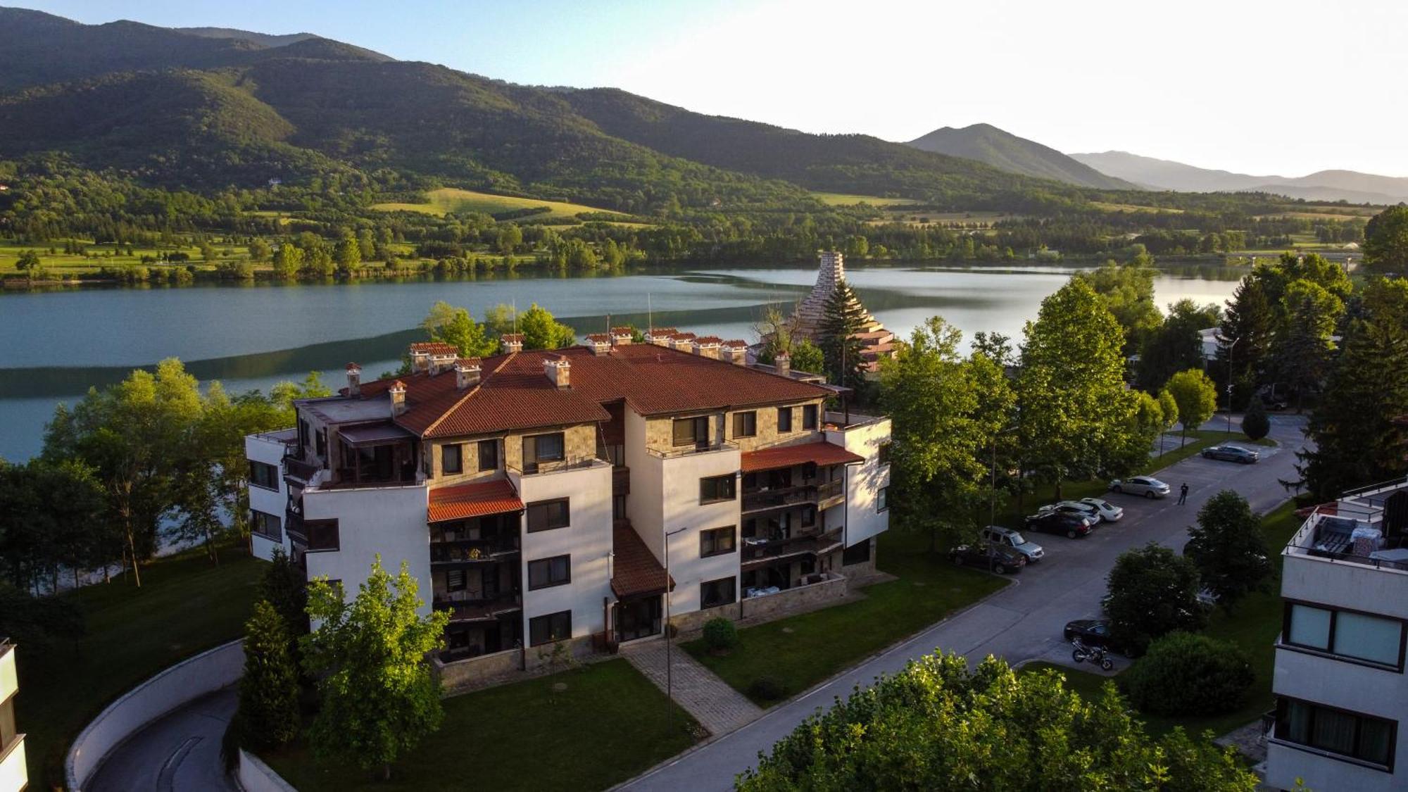 Pravets Lake Panorama Apartments Екстериор снимка