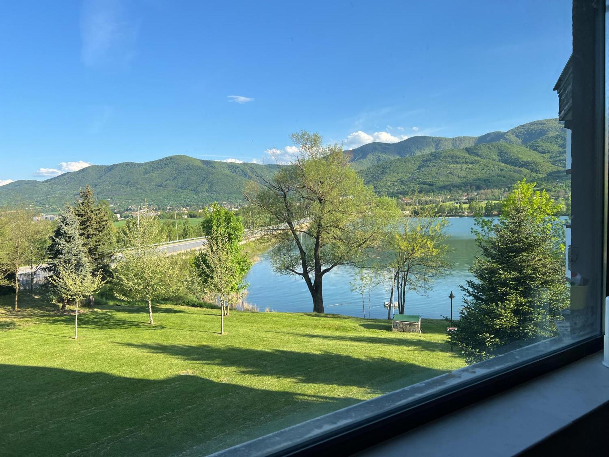 Pravets Lake Panorama Apartments Екстериор снимка